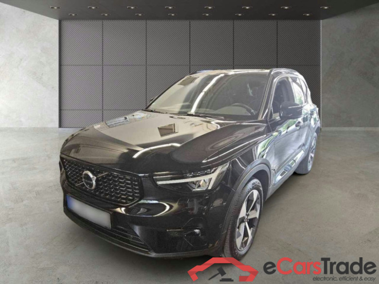 Volvo XC40 (2017->) DE - SUV5 B4 AWD EU6d, Ultimate Dark, (Facelift) 2022 - 2022