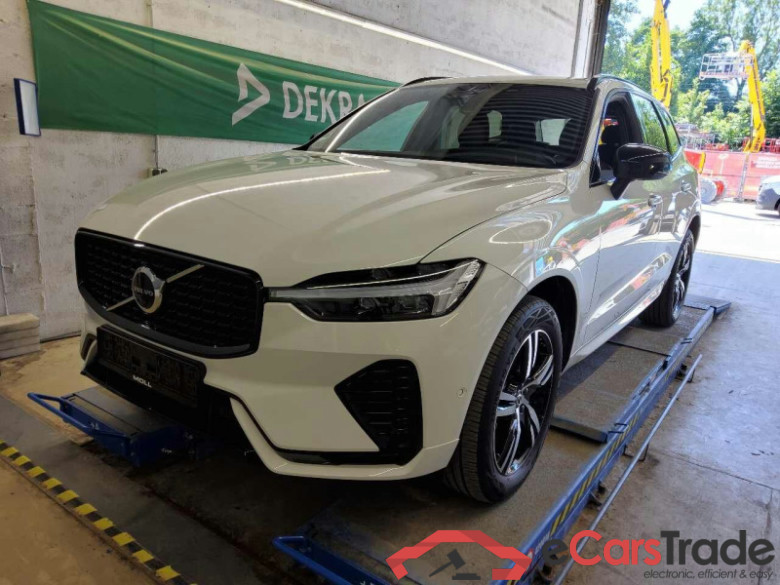 Volvo XC60 (03.2017->) DE - SUV5 B4 (Benzin) 2WD EU6d, R-Design Mild-Hybrid, (Facelift) 2021 - 2022