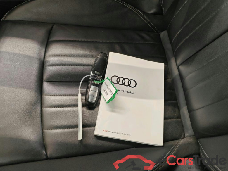 Audi e-tron 50 quattro Business edition Plus 5d + Pano #4