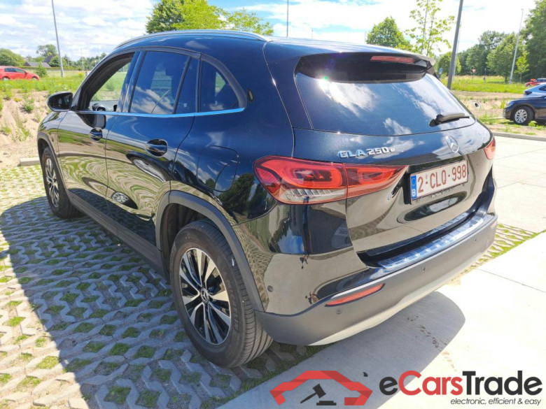 MERCEDES-BENZ GLA 1.3 GLA 250 E DCT BUSINESS SOLUTION #3