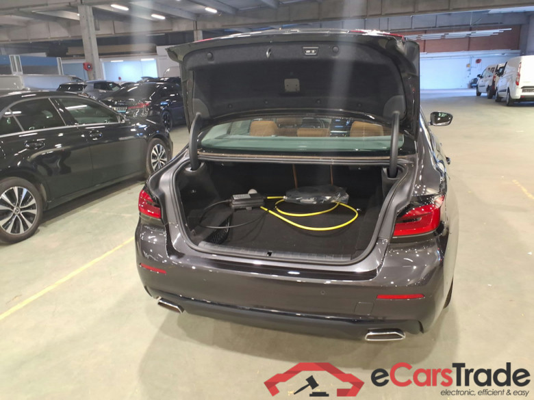 BMW 5 SERIES BERLINE 2.0 530E 185KW XDRIVE AUTO #3
