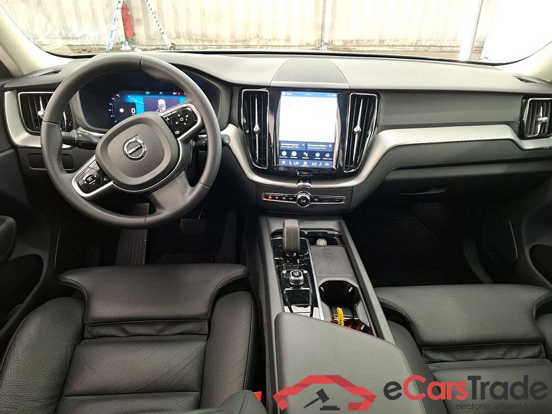 XC60 Plus Style Dark 2WD 2.0 B4 195CV BVA8 E6d #5