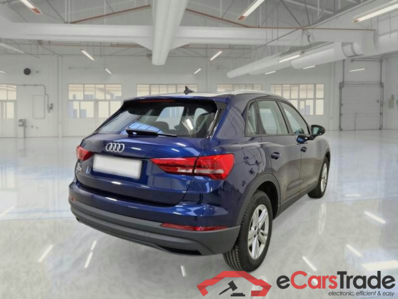 AUDI Q3 / 2018 / 5P / SUV 35 TDI S TRONIC BUSINESS #2