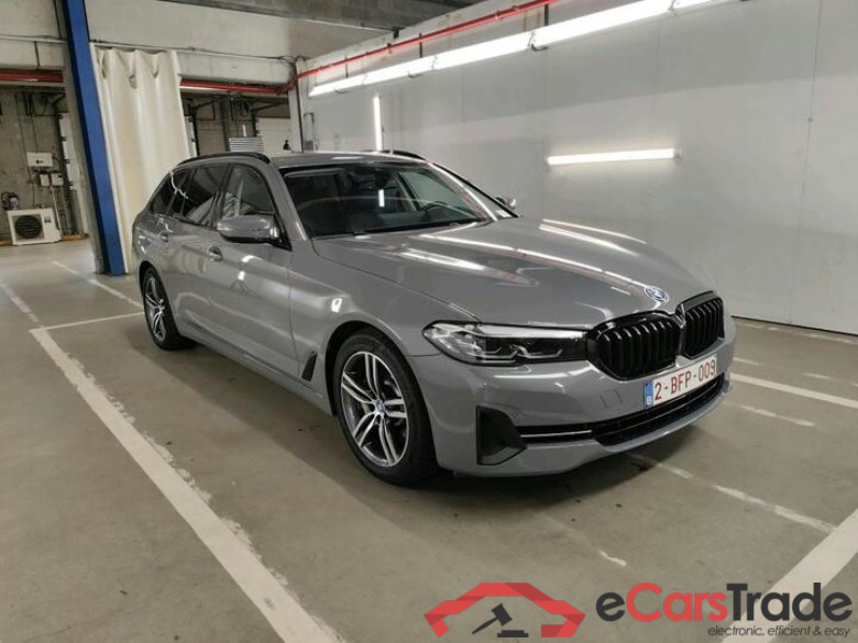 BMW 5 Reeks Touring 5 Reeks Touring 530e Auto (PHEV) 215kW/292pk  5D/P Auto-8 #2
