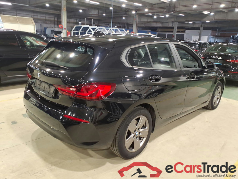 BMW 1 SERIES HATCH 1.5 116IA (80KW) #4