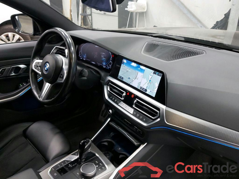 BMW - BMW 3 TOURING 330e 292PK Business Edition M Sport With Heated Sport Seats & Parking Assistant Pack * HYBRID * #3