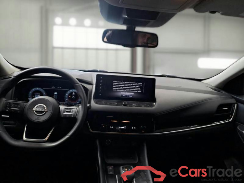 NISSAN QASHQAI / 2021 / 5P / CROSSOVER 1.3 MHEV 158 N-CONNECTA XTRONIC #3