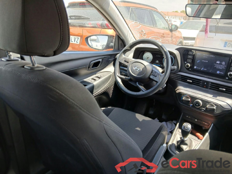 HYUNDAI i20 / 2020 / 5P / berlina con portón 1.0 TGDI 74kW (100CV) Klass #3