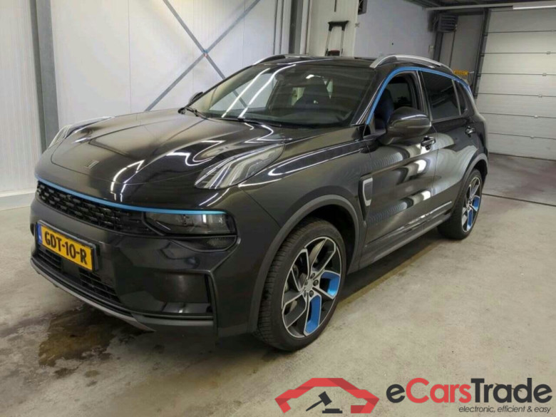 LYNK & Co 01 1.5