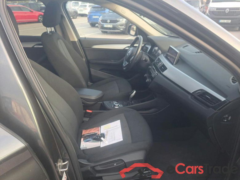 BMW X1 sDrive18i #6
