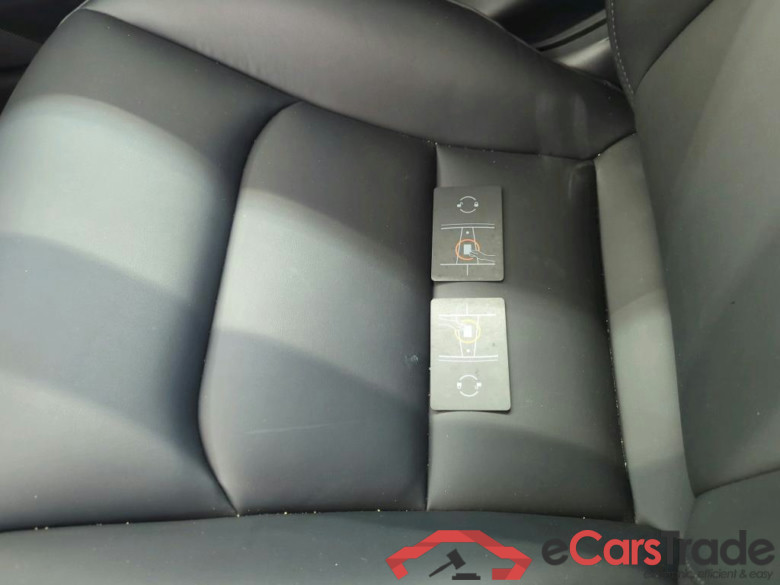 Tesla Model 3 Long Range Dual Motor AWD 4d #4
