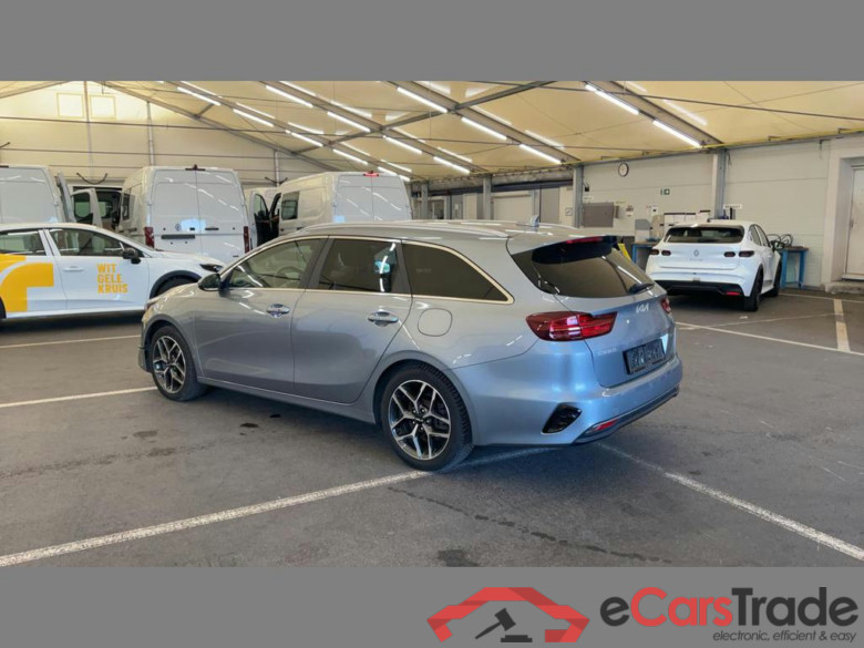 KIA Ceed SW 1.5 T-GDi GT-Line ISG DCT #3