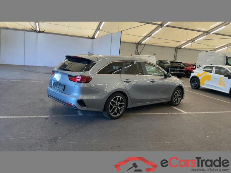 KIA Ceed SW 1.5 T-GDi GT-Line ISG DCT #4