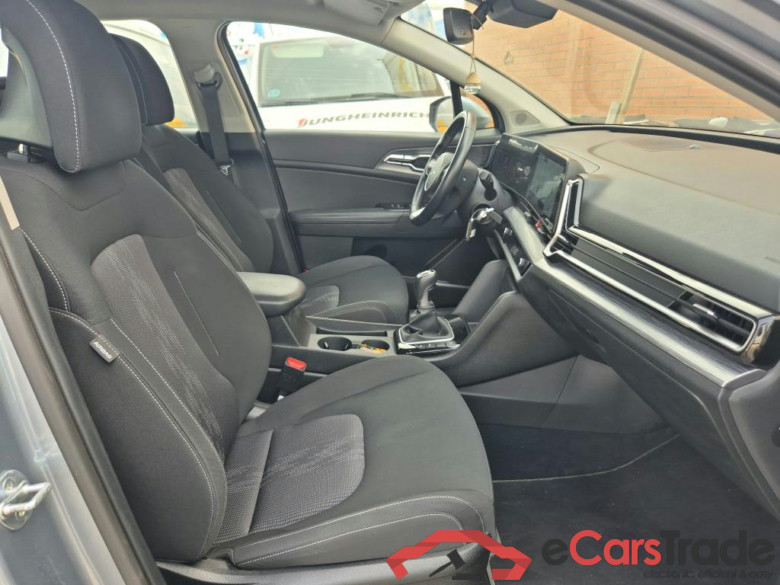 KIA Sportage / 2022 / 5P / todoterreno 1.6 T-GDi 110kW (150CV) Drive 4x2 #6