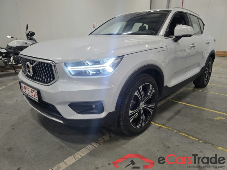 Volvo XC40 1.5 T5 Plug-In Hybrid Inscription Aut. LED Virtual Crystal Navi ACC Sport-Leather KeylessGo Klima PDC ...