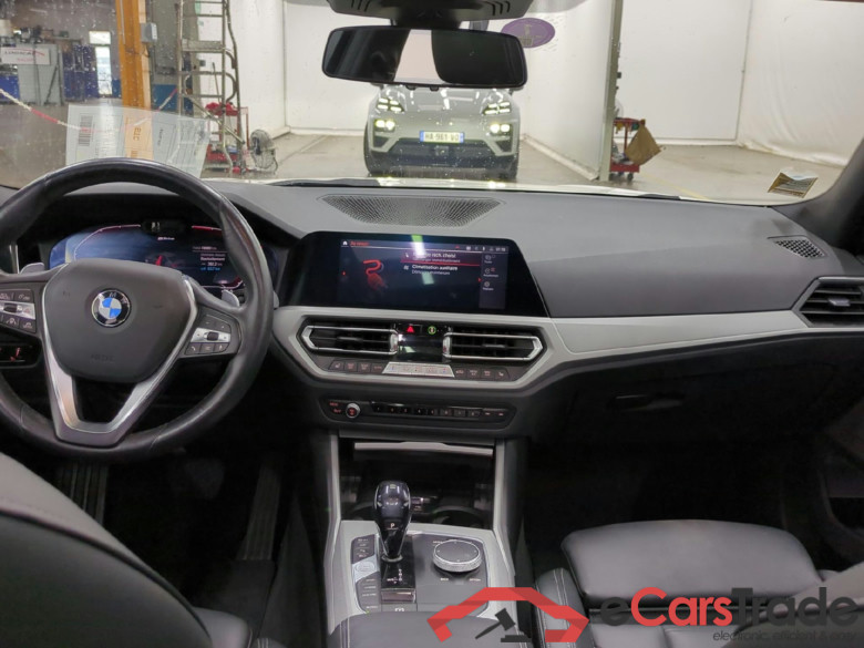 BMW Série 3 Berline / 2018 / 4P / Berline 330e 292ch Business Design BVA8 Hybride #6