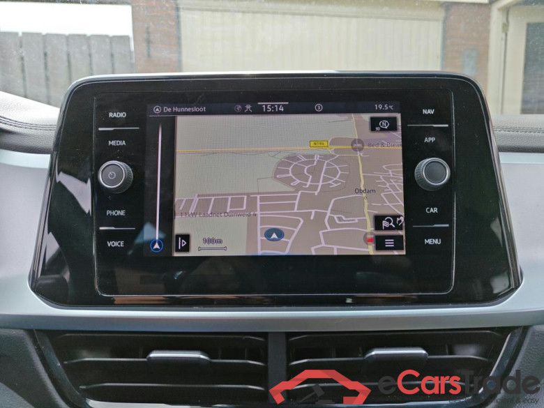 VOLKSWAGEN T-Roc 81 kW #3