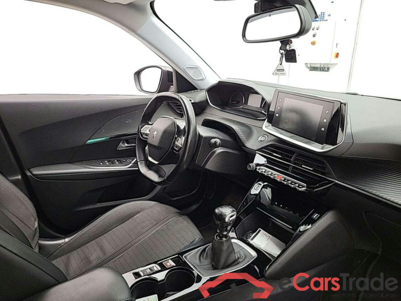 Peugeot 2008 1.2 PureTech Allure LED Ambient 1/2 Leather Navi KeylessGo Camera Klima PDC ... #6