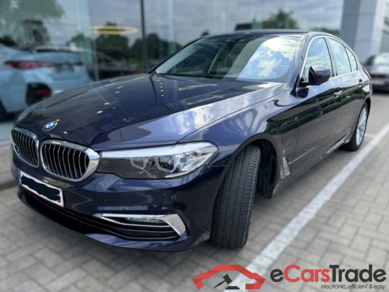 BMW 530e Plug-In Hybrid Aut. Pano Navi Leather KeylessGo Camera Klima PDC ...