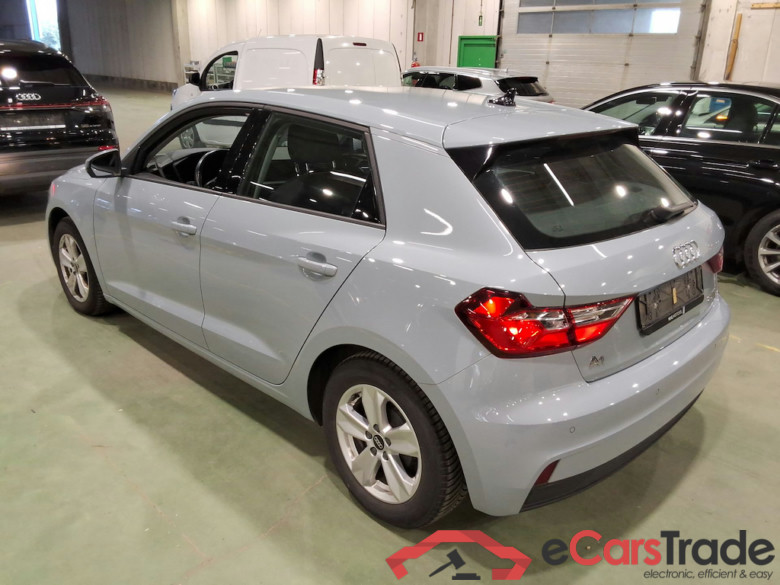 AUDI A1 1.0 25 TFSI ATTRACTION #2