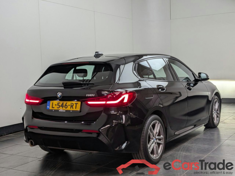 BMW 1-serie 118i Bns Edition #3