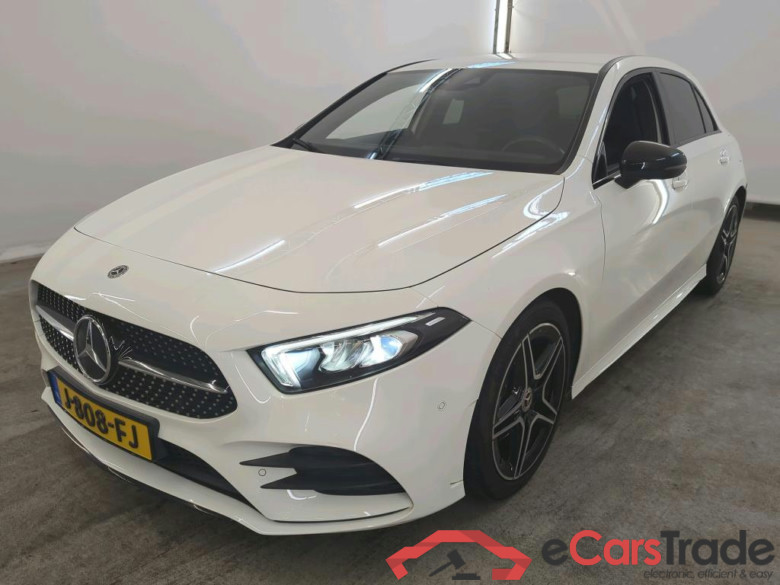 Mercedes-Benz A-Klasse A 180 Business Solution AMG Upgrade 5d