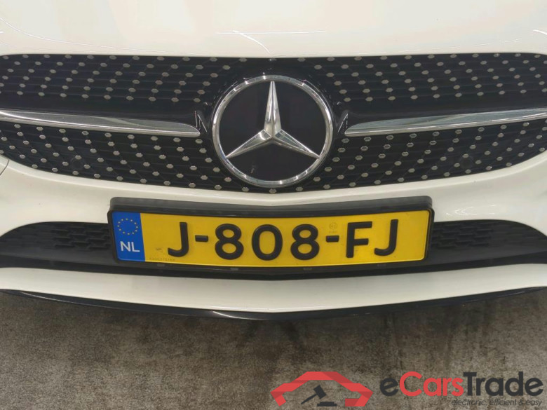 Mercedes-Benz A-Klasse A 180 Business Solution AMG Upgrade 5d #5