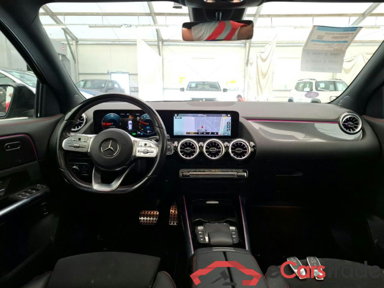 MERCEDES-BENZ GLA / 2020 / 5P / SUV 1.3 GLA 250 e AMG LINE DCT #5