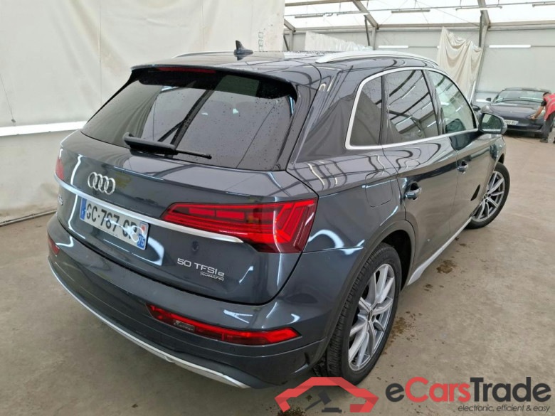 Q5 / 2020 / 5P / SUV 50 TFSI e 299 QTT S TRONIC 7 AVUS #3