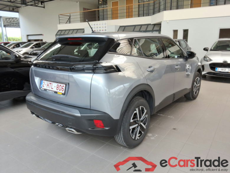 Peugeot 2008 Style 1.2 Turbo 130 EAT8 #4