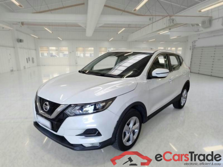 NISSAN QASHQAI / 2017 / 5P / CROSSOVER 1.3 DIG-T 140 BUSINESS