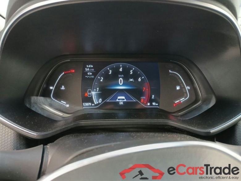 Renault Clio TCe 100 5d #6