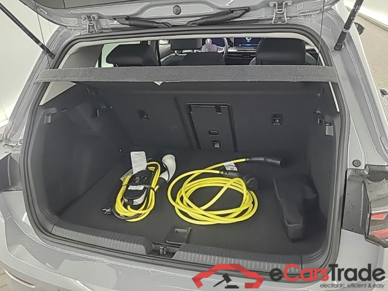 VOLKSWAGEN GOLF 1.5 eHybrid 150kW DSG-6 Life Edition 5D #5