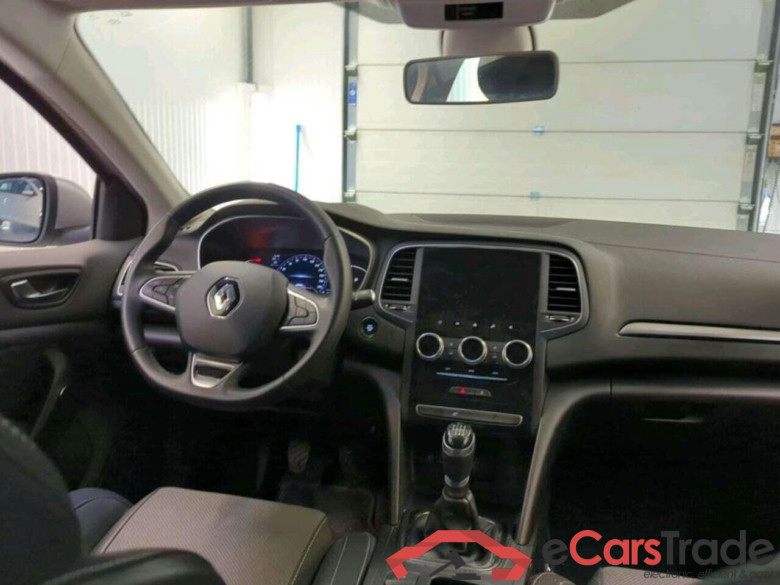 RENAULT Mégane Estate 1.3 TCe140 Equilibre #3