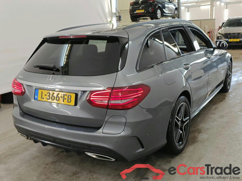 Mercedes-Benz C-Klasse Estate C 300 e Business Solution AMG Limited 5d #2