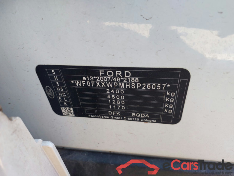 FORD Kuga 2.5 243CV AutomÃ¡tico   ST-LINE X(Pano-Roof + Winterpack) #5