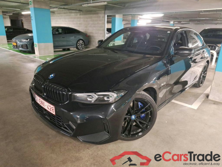 BMW - BMW 3 BERLINE 320e 204PK M Sport & M Sport Pack Pro & Driving Assistant Pro & Harman Kardon & Entertainment Pack & Adaptive M Suspension & Parking Assistant Pack  * HYBRID * #1