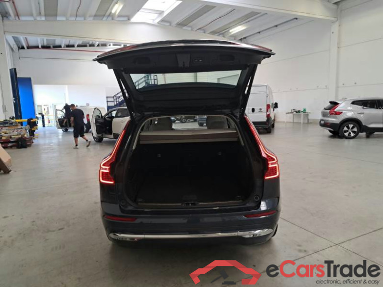 VOLVO XC60 / 2021 / 5P / SUV T8 PLUG-IN AWD AUTO RECHARGE INSCR. #5