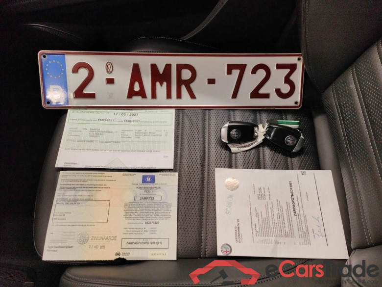 Alfa Romeo Stelvio 2.2 D 160 Sprint 5d #4