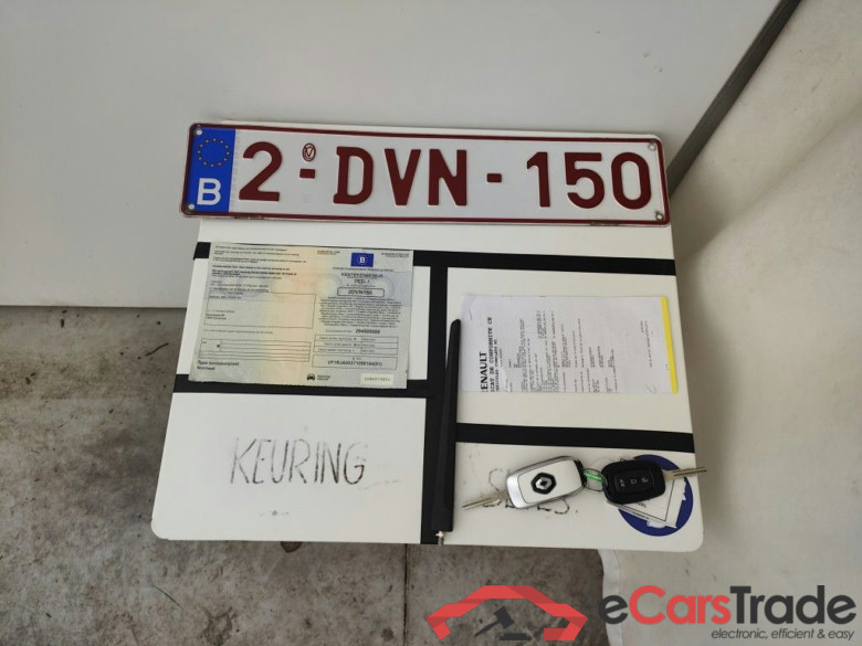 Renault Clio E-TECH Full Hybrid 145 Techno 5d #4
