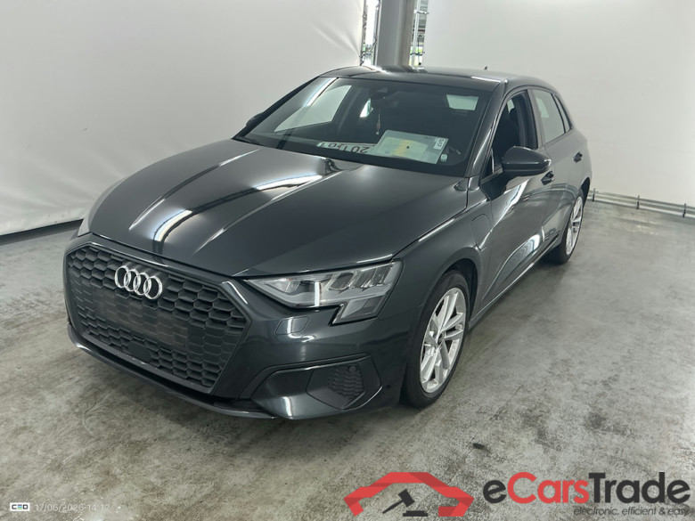 AUDI A3 SPORTBACK 1.4 40 TFSI E S TRONIC SPORTB ATTRACTION
