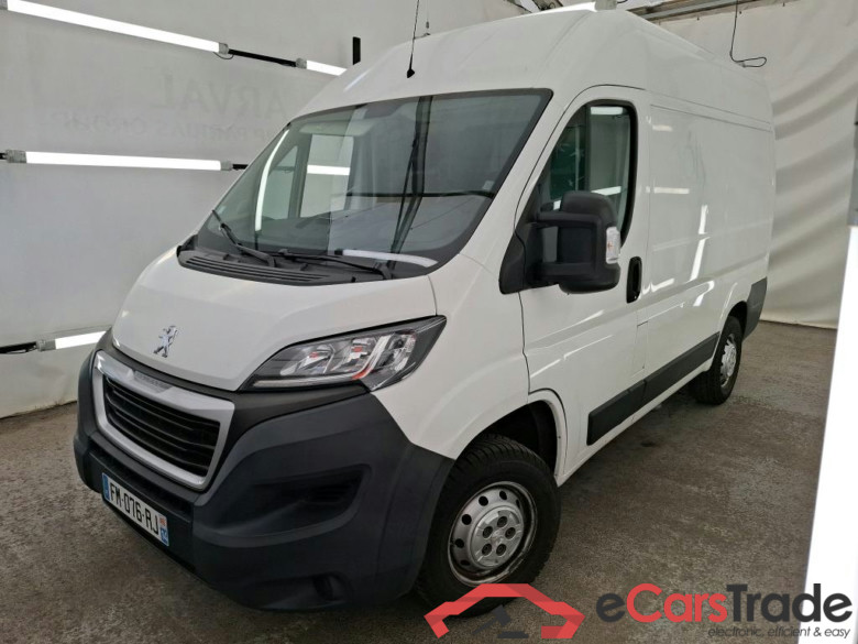 PEUGEOT Boxer / 2014 / 4P / Fourgon tôlé BlueHDi S&S 120 PREMIUM 330 L1H2 #1
