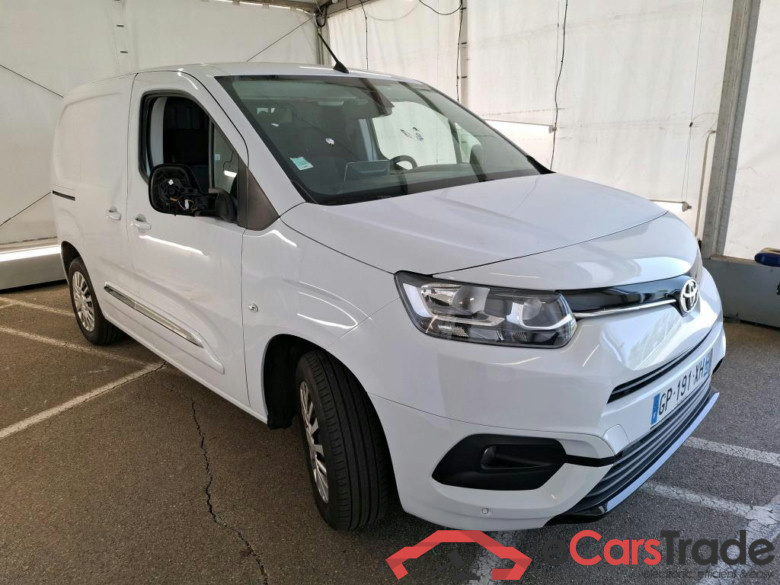 TOYOTA Proace City / 2019 / 4P / Fourgonnette 1.5 Medium 100 D-4D Business #4