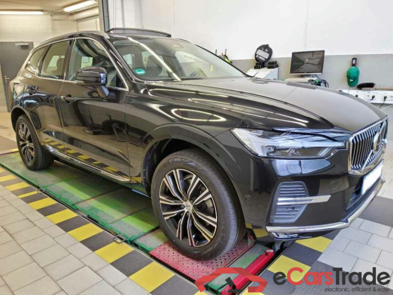 Volvo XC60 (03.2017->) DE - SUV5 B5 (Benzin) 2WD EU6d, Inscription Mild-Hybrid, (Facelift) 2021 - 2022 #2