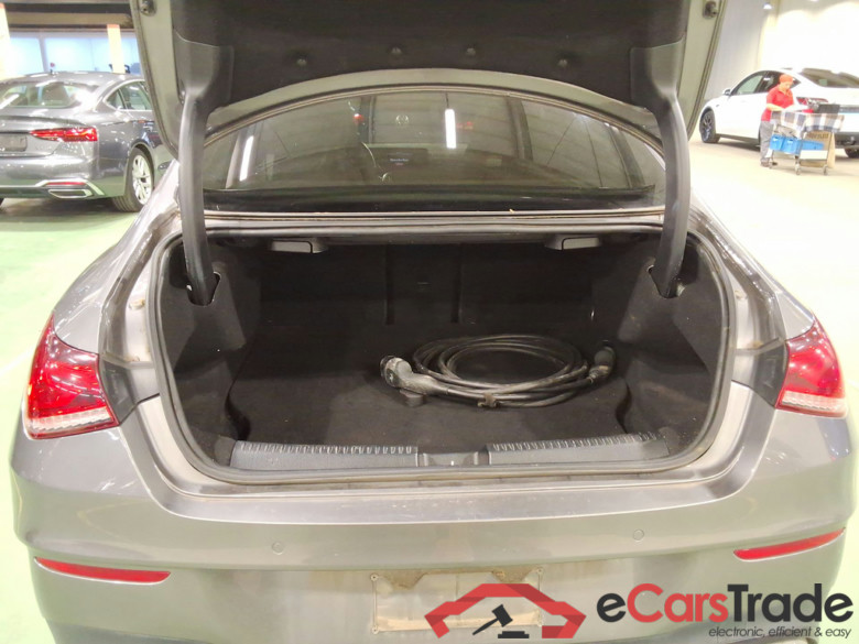 MERCEDES-BENZ CLA 1.3 CLA 250 E BUSINESS SOLUTION DCT #3