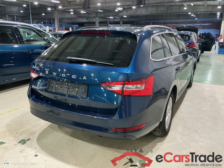 SKODA SUPERB COMBI DIESEL - 2019 2.0 CR TDi Ambition DSG #4
