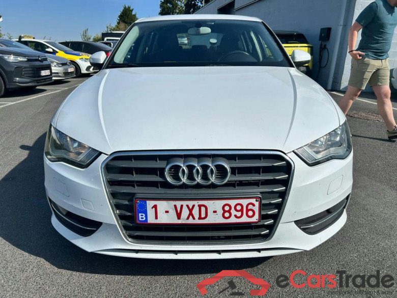 AUDI A3 Sportback Sportback 1.6 TDi Attraction