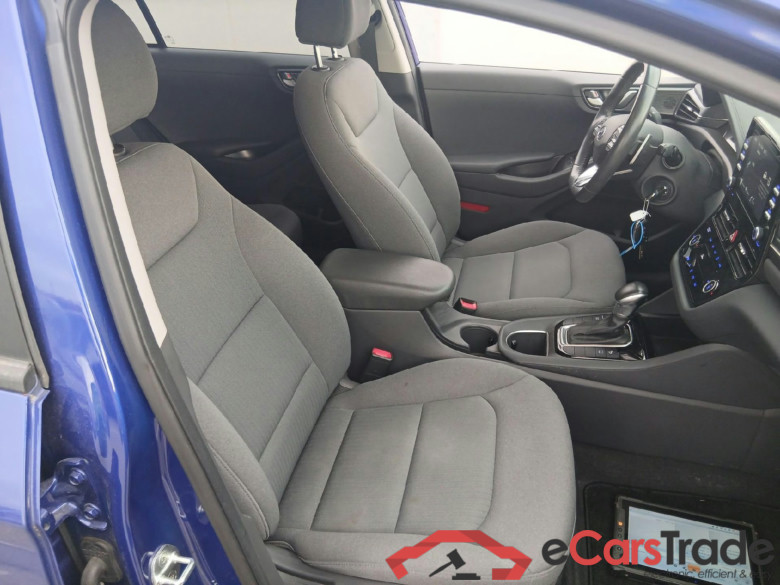 HYUNDAI IONIQ / 2019 / 5P / berlina con portón 1.6 GDI HEV Klass DCT #6