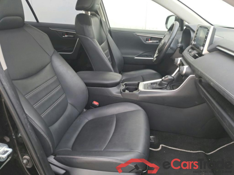 TOYOTA Rav4 / 2018 / 5P / todoterreno 2.5l 220H Advance #6