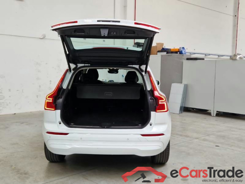 VOLVO XC60 / 2021 / 5P / SUV B4 D AWD AUTOMATICO MOMENTUM PRO #5